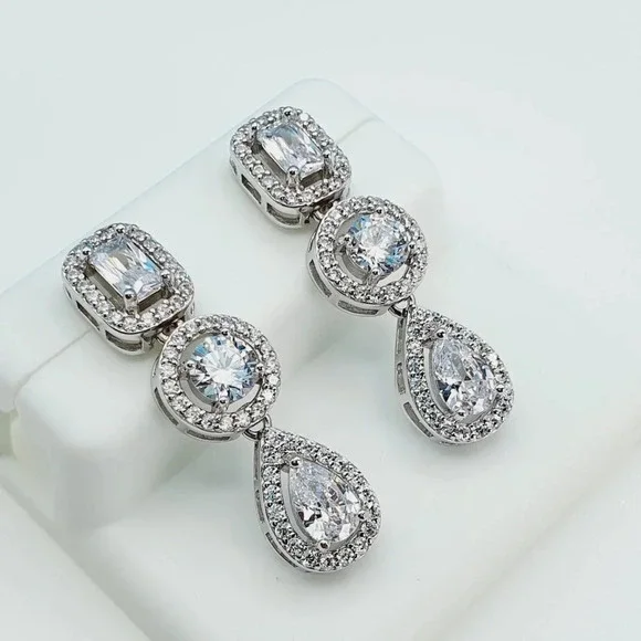 "925 Sterling Silver Cubic Zircon Earrings, UU1P7A7024 - Picture 8 of 11